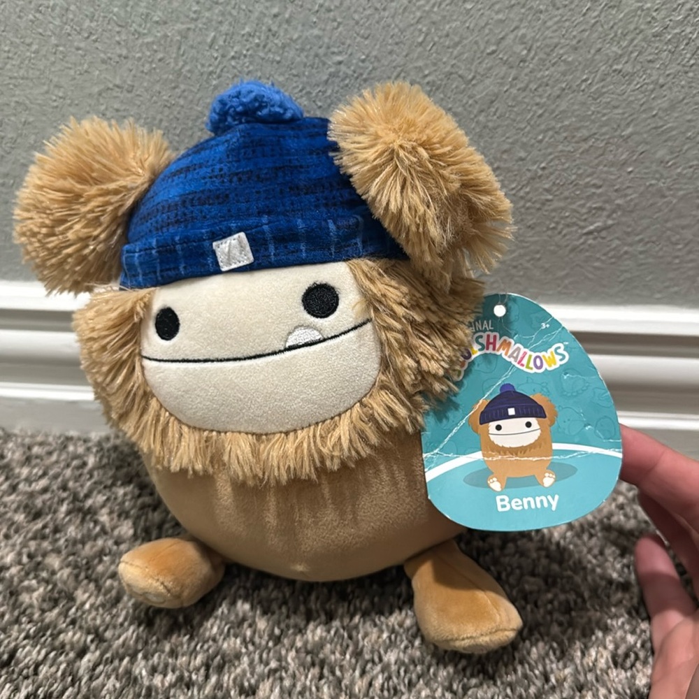 Squishmallows Benny the Bigfoot NWT